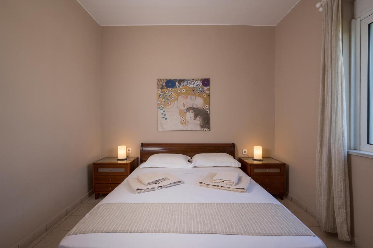 Tholos Apartments Chania  Bagian luar foto