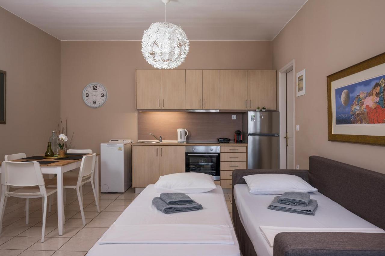 Tholos Apartments Chania  Bagian luar foto